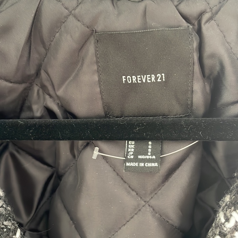 Puffer jacket - Picture 2 of 4